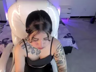 Niicole-Fox2's Live Sex Cam Show