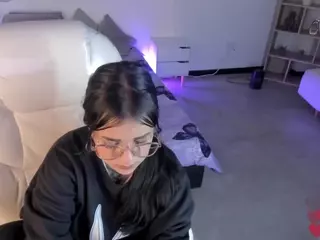 Niicole-Fox2's Live Sex Cam Show