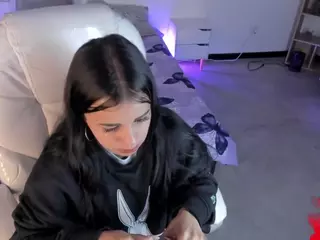 Niicole-Fox2's Live Sex Cam Show