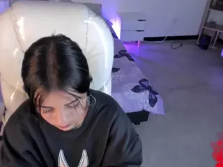 Niicole-Fox2's Live Sex Cam Show