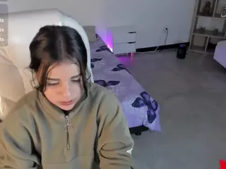 Niicole-Fox2's Live Sex Cam Show