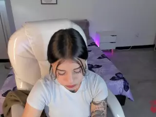 Niicole-Fox2's Live Sex Cam Show