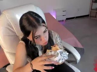 Niicole-Fox2's Live Sex Cam Show