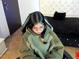 Niicole-Fox2's Live Sex Cam Show