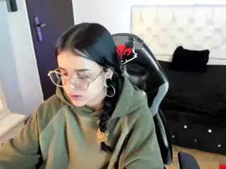 Niicole-Fox2's Live Sex Cam Show