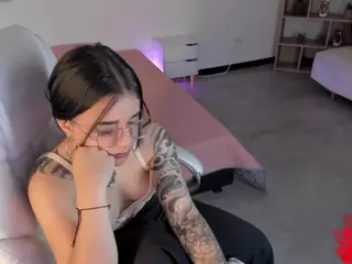 Niicole-Fox2's Live Sex Cam Show
