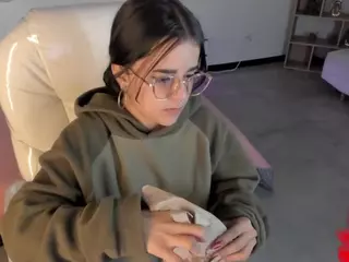 Niicole-Fox2's Live Sex Cam Show