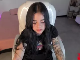Niicole-Fox2's Live Sex Cam Show