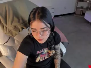 Niicole-Fox2's Live Sex Cam Show