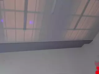 Niicole-Fox2's Live Sex Cam Show