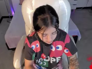 Niicole-Fox2's Live Sex Cam Show