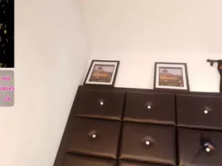 sensual crazy's Live Sex Cam Show