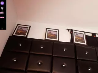 sensual crazy's Live Sex Cam Show