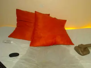 LINA's Live Sex Cam Show