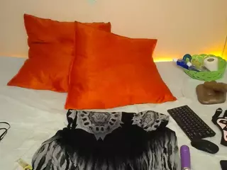 LINA's Live Sex Cam Show