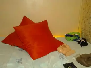 LINA's Live Sex Cam Show