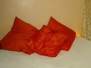 LINA's Live Sex Cam Show
