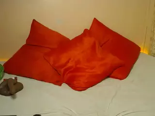 LINA's Live Sex Cam Show