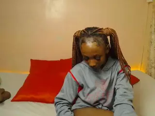LINA's Live Sex Cam Show