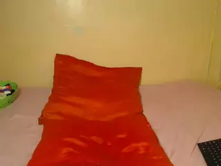 LINA's Live Sex Cam Show