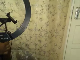 LINA's Live Sex Cam Show