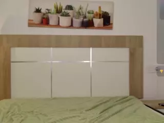 Luna's Live Sex Cam Show