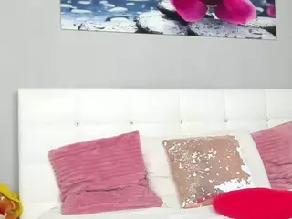 JuliaHunts's Live Sex Cam Show