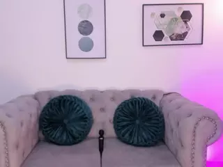 Laylaa-Breezee's Live Sex Cam Show