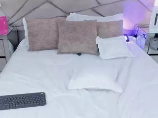 Laylaa-Breezee's Live Sex Cam Show