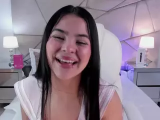 Laylaa-Breezee's Live Sex Cam Show