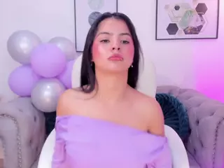 Laylaa-Breezee's Live Sex Cam Show