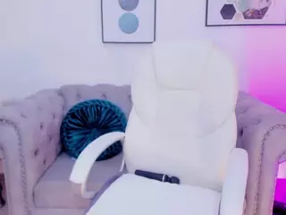 Laylaa-Breezee's Live Sex Cam Show