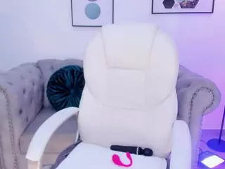 Laylaa-Breezee's Live Sex Cam Show