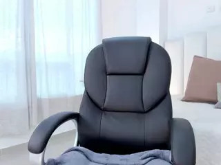 Laylaa-Breezee's Live Sex Cam Show