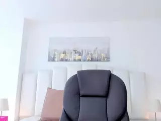 Laylaa-Breezee's Live Sex Cam Show