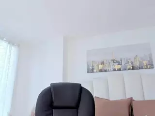Laylaa-Breezee's Live Sex Cam Show