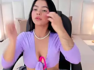 Laylaa-Breezee's Live Sex Cam Show