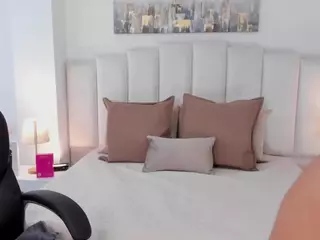 Laylaa-Breezee's Live Sex Cam Show
