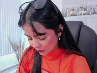 Laylaa-Breezee's Live Sex Cam Show