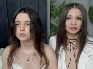 Jennie - Raichel's Live Sex Cam Show