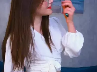 udelabirchfield's Live Sex Cam Show