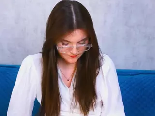 udelabirchfield's Live Sex Cam Show