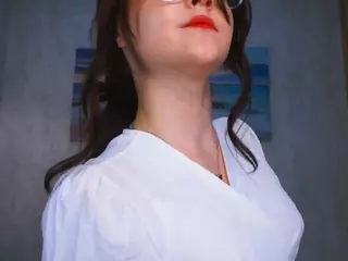 udelabirchfield's Live Sex Cam Show