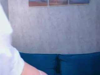 udelabirchfield's Live Sex Cam Show