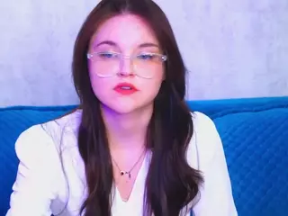 udelabirchfield's Live Sex Cam Show