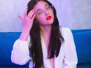 udelabirchfield's Live Sex Cam Show