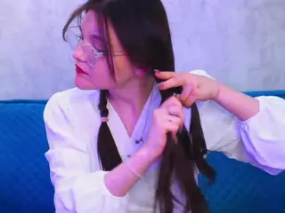 udelabirchfield's Live Sex Cam Show