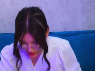 udelabirchfield's Live Sex Cam Show