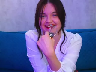 udelabirchfield's Live Sex Cam Show