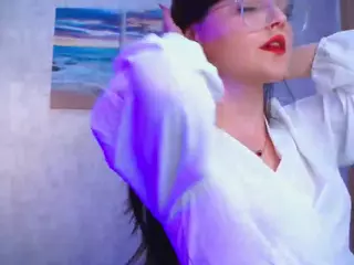 udelabirchfield's Live Sex Cam Show